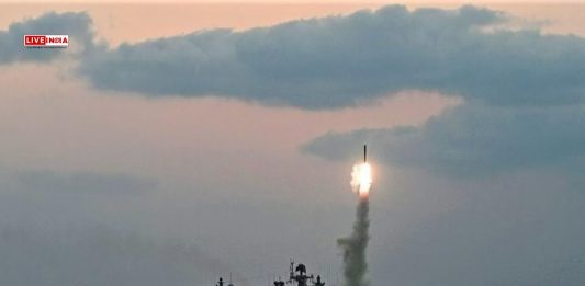 🇮🇳 Indian Navy Strikes Karachi Port, Opens Naval Front Against Pakistan For First Time Since 1971-Report