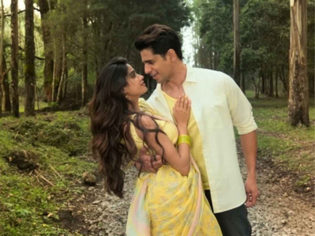 Param Sundari Teaser Out: Janhvi & Sidharth’s Fiery Chemistry Sets the Screen Ablaze!