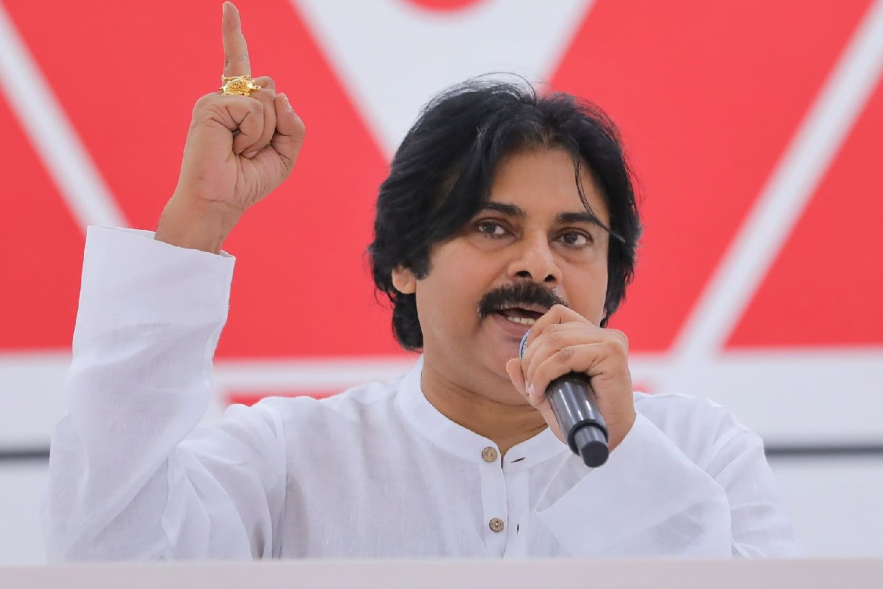 Pawan Kalyan Slams Telugu Film Industry For Disrespecting AP Govt; Allu Aravind Supports, Dil Raju Blames Miscommunication