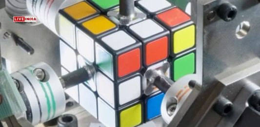 Blink And You'll Miss It: Robot Solves Rubik's Cube In 0.103 Seconds, Sets New World Record-Watch