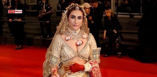 PM Modi on Her Neck! Ruchi Gujjar’s Necklace Turns Heads on Cannes Red Carpet