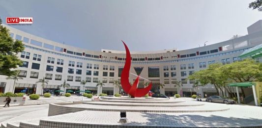 Hong Kong University Offers “Unconditional Admissions” to Harvard’s International Students Amid US Ban