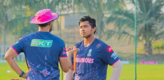 "Kapil Dev Urges Patience with 14-Year-Old IPL Sensation Vaibhav Suryavanshi"