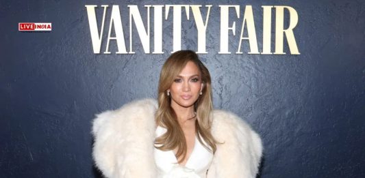 Jennifer Lopez Sued By Paparazzi For Posting Pictures of Herself-Big Damages Sought!
