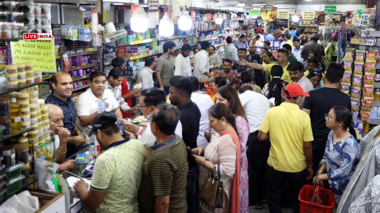 Chandigarh Bans Hoarding of Essentials, Traders Given 3 Days to Declare Stocks Amid India-Pakistan Tensions