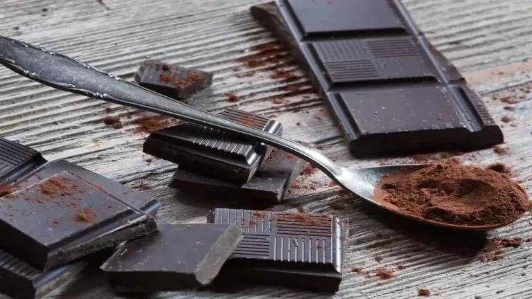 Is Dark Chocolate A Health Food? The Truth About Flavanols