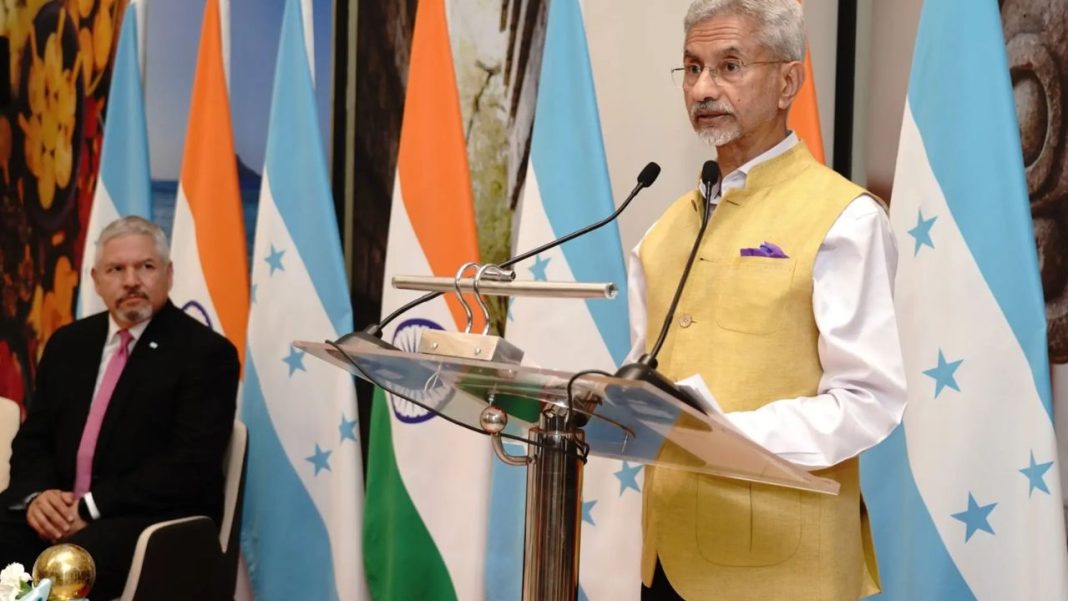 EAM Jaishankar Warns Pakistan: Terror Will Have Consequences, Calls for Global Accountability During Netherlands Visit