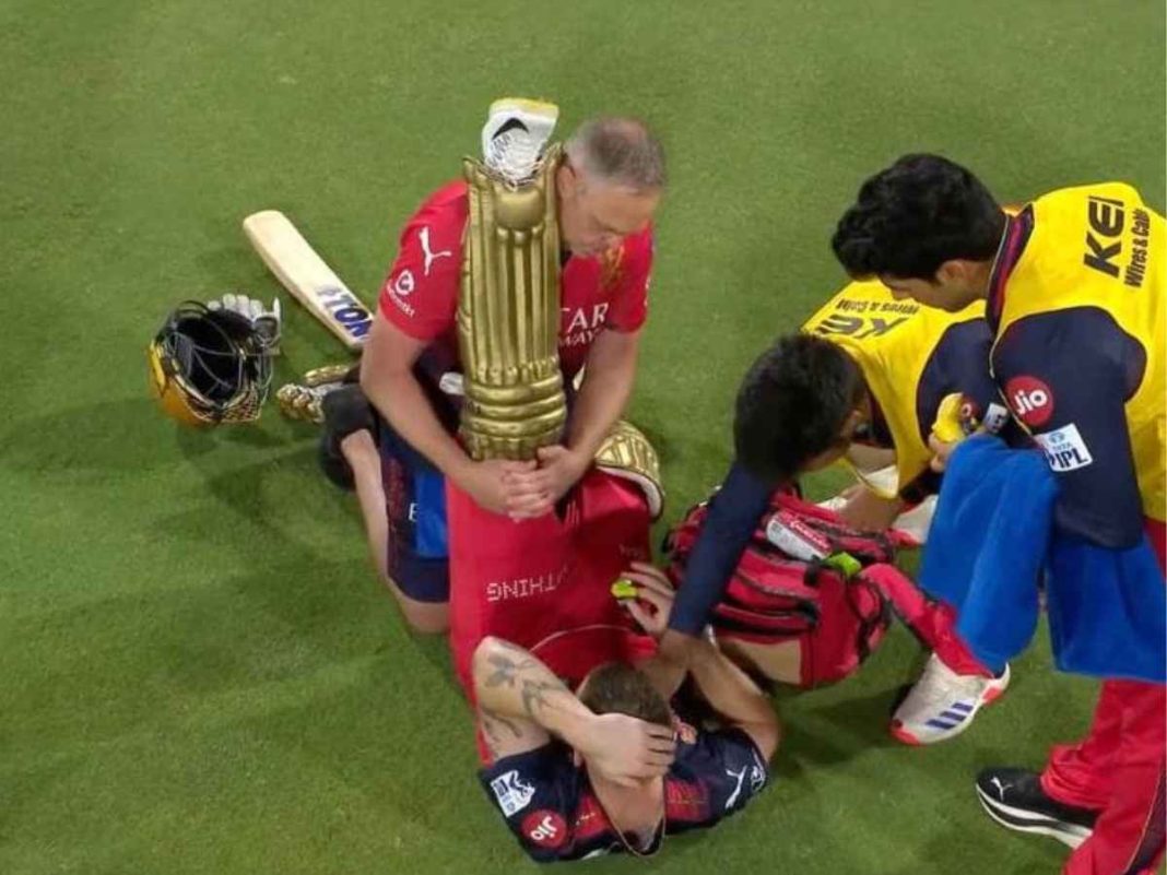 Another Injury Scare For RCB As This Key Player Hurts His Leg Ahead Of IPL Playoffs
