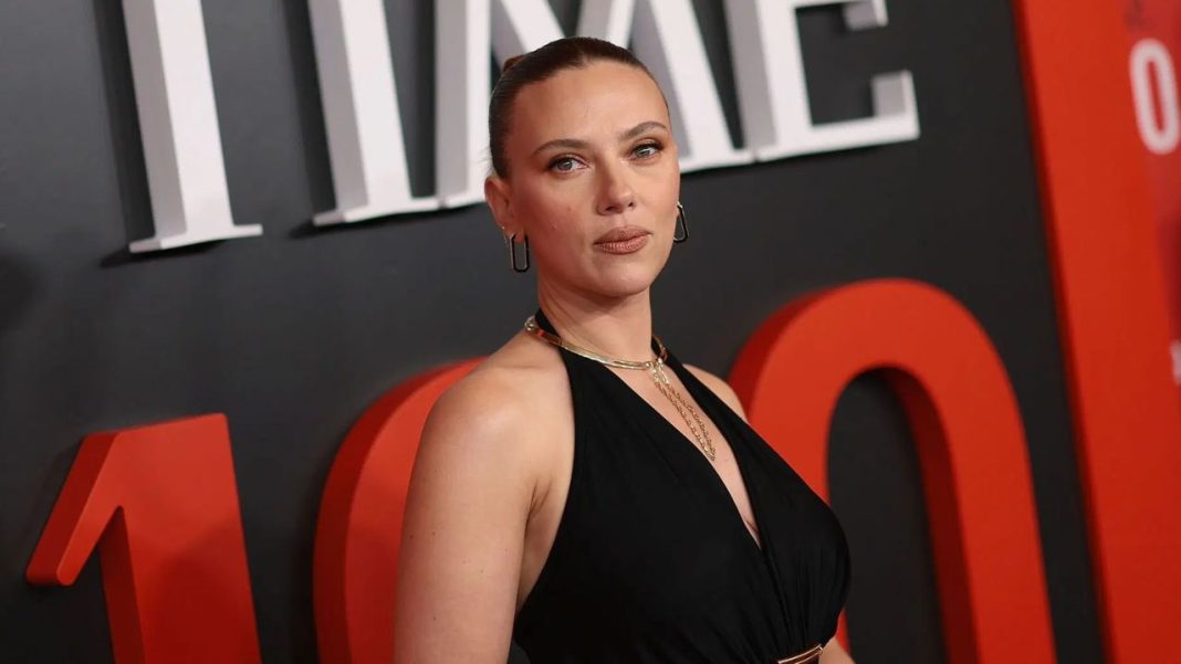 Scarlett Johansson Sets New Record on SNL with Seventh Hosting Gig, Surpassing Tina Fey and Drew Barrymore