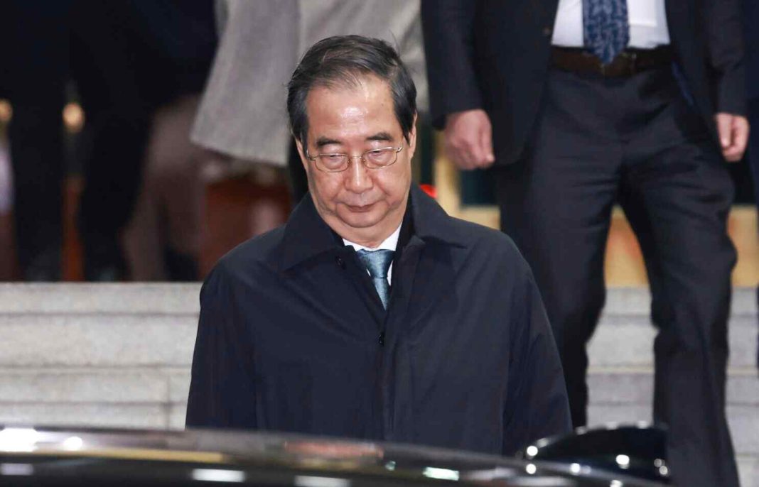 South Korea’s Acting President Han Duck-soo Resigns, Likely to Contest June Election