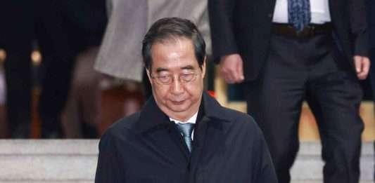 South Korea’s Acting President Han Duck-soo Resigns, Likely to Contest June Election
