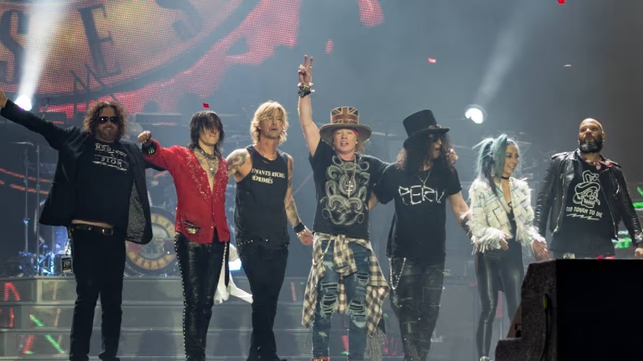 Guns N' Roses Rocks Mumbai After 13-Year Hiatus with Electrifying Performance