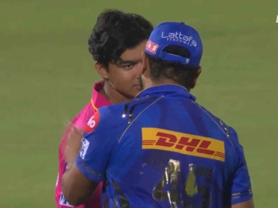 IPL 2025: Rohit Sharma Encourages Vaibhav Suryavanshi After Disappointing Duck Against MI