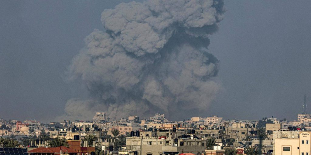 Hamas Halts Ceasefire Talks as Gaza Faces Worsening Famine Under Israeli Blockade