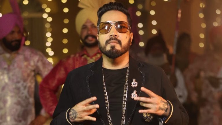 Mika Singh Reveals Critics Mocked Him for Crying on Reality Shows