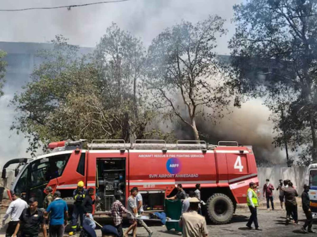 Aaj Tak Ki Badi Khabar : Air India Plane Crash Ahmedabad Big News Today
