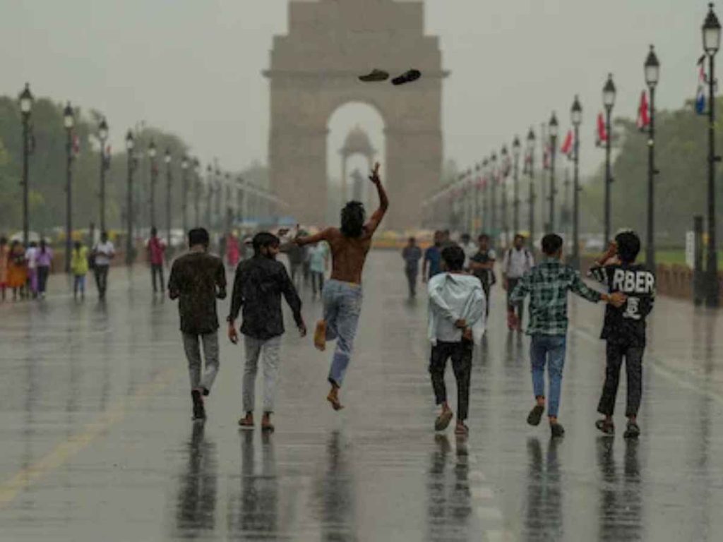 Weather Forecast for June 20, 2025: Rain Likely in Delhi-NCR; Heavy Showers Expected in Bihar, Jharkhand, and Rajasthan