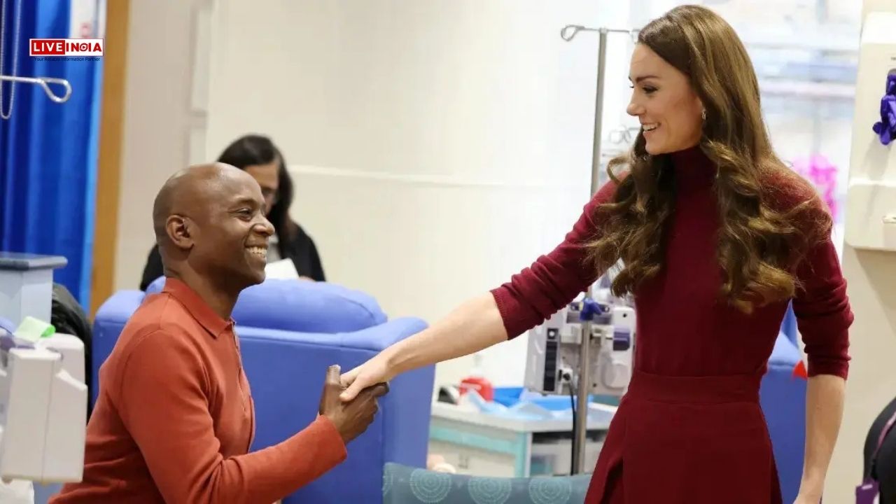 Kate Middleton Spotted Without Her Engagement Ring, Sparks Speculation About Royal Marriage