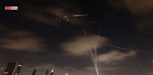 Israel Stock Market Hits 52-Week High Despite Iranian Missile Strike on Exchange Building