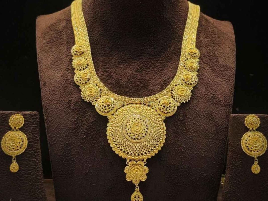 Gold Prices Surge Today: Check Latest Rates in Delhi, Mumbai & More!