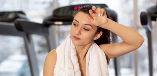 Can't Go To Gym Because Of Rain? Woman Who Lost 15 Kg Shares 7 At-Home Fat Loss Exercises You Can Do During Monsoon