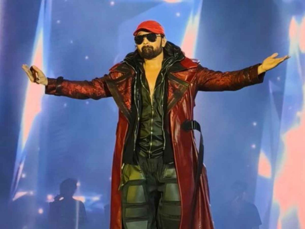 “Regular Gau Ya Naak Se?”: Himesh Reshammiya Fires Back at Trolls in Style!