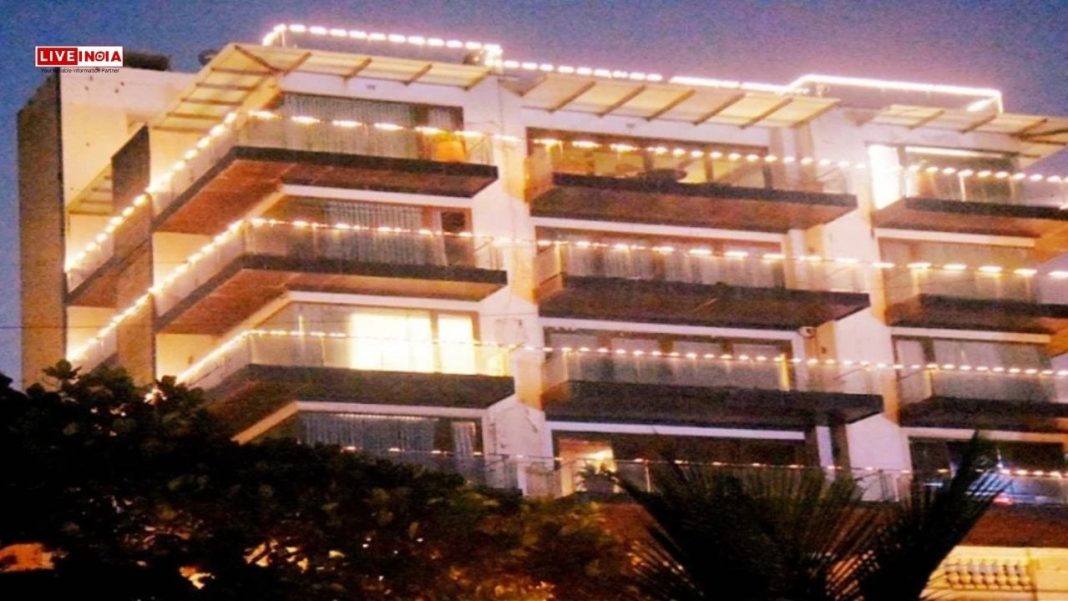 Shah Rukh Khan’s Iconic Bungalow ‘Mannat’ Under Scrutiny for Violations