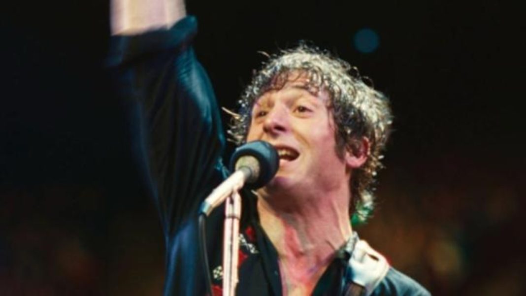 Jeremy Allen White As Bruce Springsteen? Internet Reacts to First ‘Nebraska’ Biopic Trailer