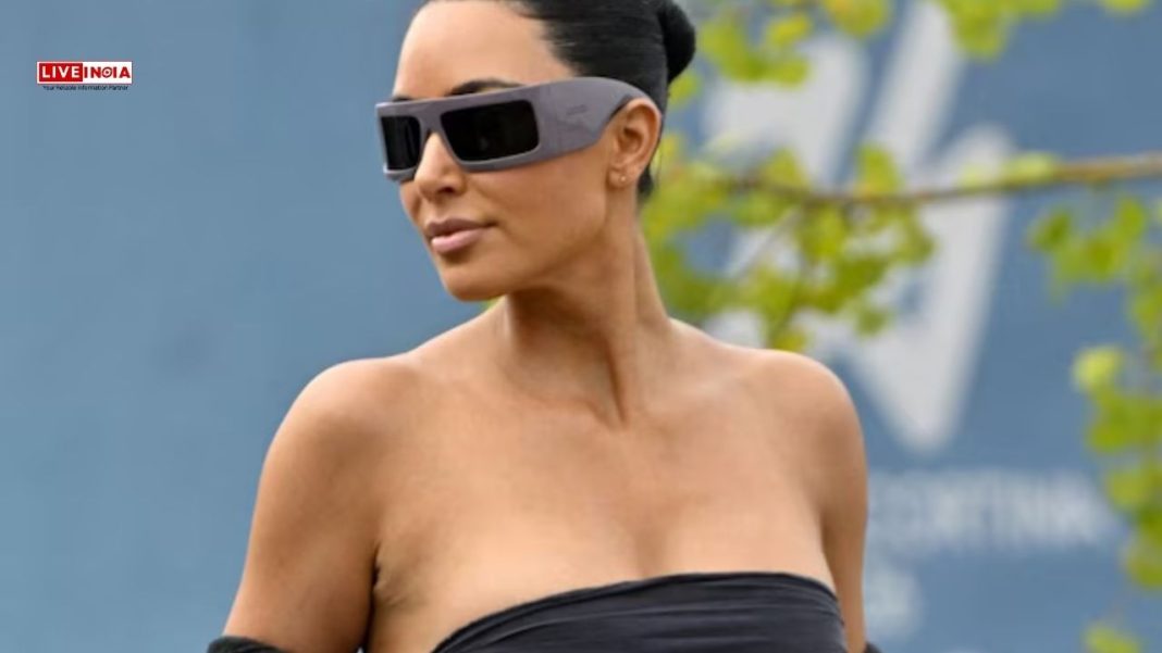 Kim & Khloé Kardashian Turn Heads in Venice Ahead of Jeff Bezos’ Glam Wedding