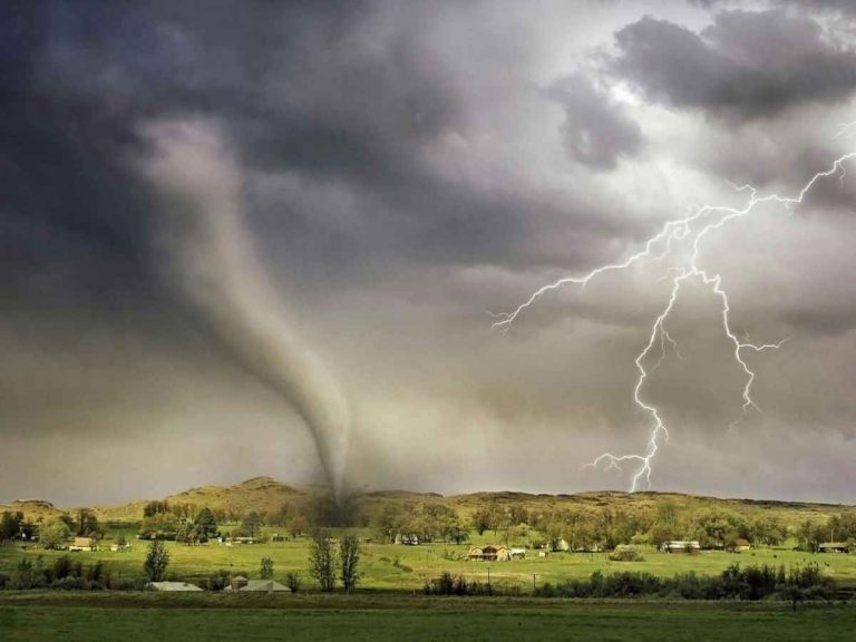 Minnesota Tornado Warnings: Damage Report and Safety Tips