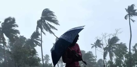 Rain News; Red Alert In 3 Districts, Orange Alert In 7