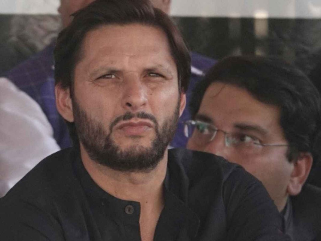 Shahid Afridi’s ‘Death and Burial’ Video Goes Viral: Here's The Truth!