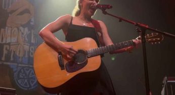 Taylor Swift Shocks Fans with Surprise ‘Shake It Off’ Performance at NFL Event