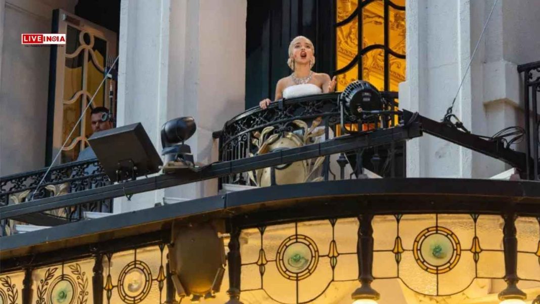 Why Is Rachel Zegler Singing for Free in London’s West End Every Night?