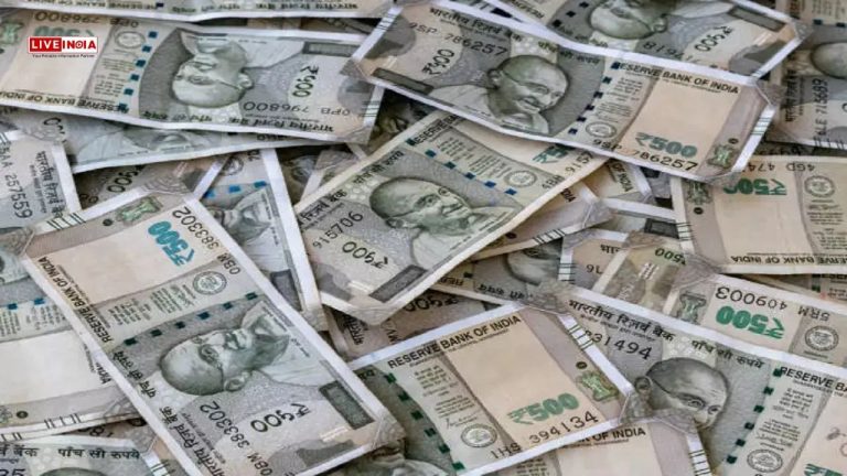 Rs 500 Notes To Be Discontinued? Here’s The Truth About it!