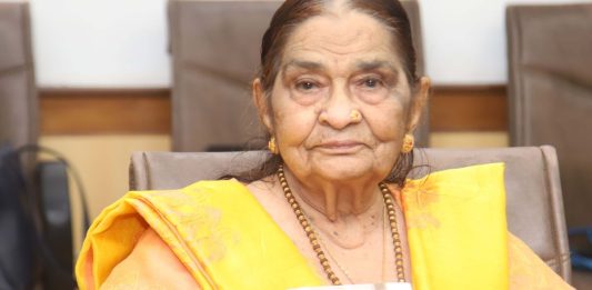 Can Stories Still Heal? Dr Krishna Saksena Thinks So in ‘Flowers Bloom’