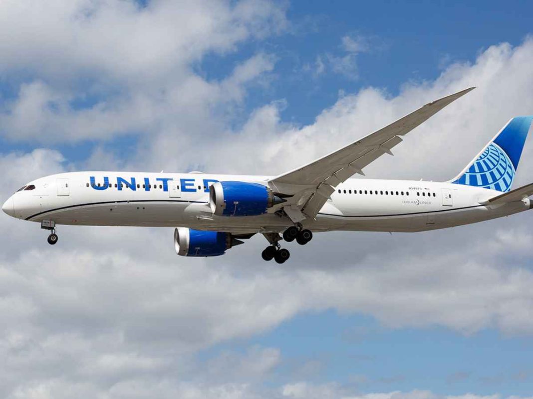 United Airlines Flight from San Francisco to Rome Makes Emergency Landing Over Atlantic