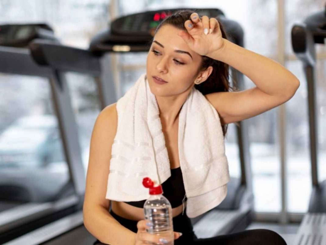 Can't Go To Gym Because Of Rain? Woman Who Lost 15 Kg Shares 7 At-Home Fat Loss Exercises You Can Do During Monsoon