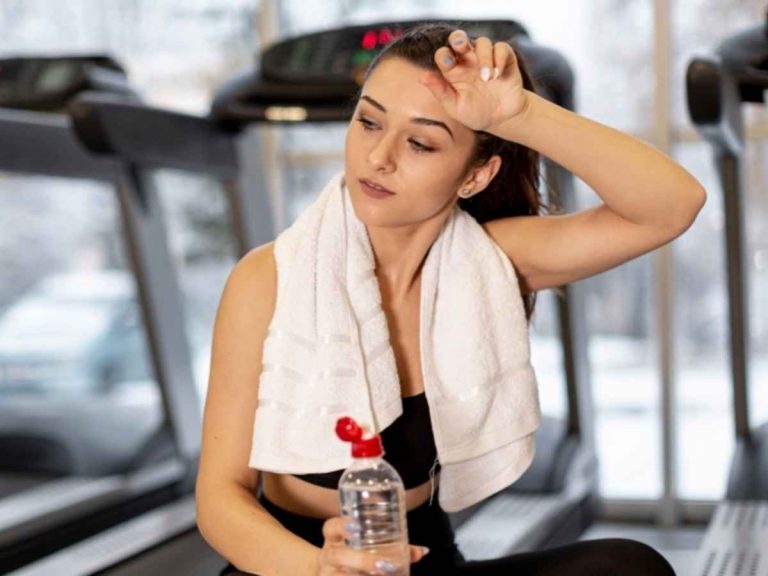 Can't Go To Gym Because Of Rain? Woman Who Lost 15 Kg Shares 7 At-Home Fat Loss Exercises You Can Do During Monsoon