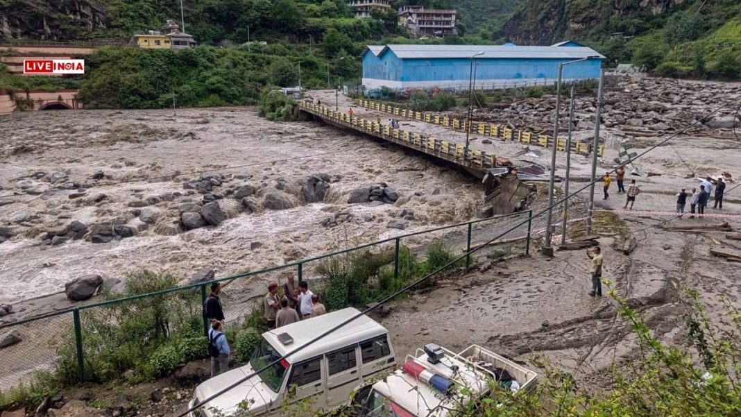 Cloudbursts and Flash Floods Wreak Havoc in Himachal; 2 Dead, 20 Feared Swept Away