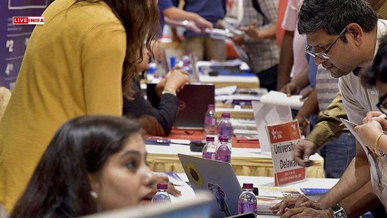 "Waking Up At 3 AM, Working Weekends": Indian-Origin Man’s Post-Graduation Reality In US Sparks Viral Discussion