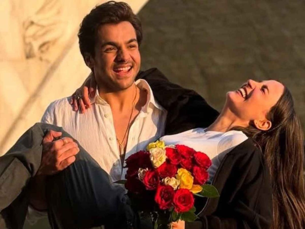 Is Ashish Chanchlani Dating Elli AvrRam?