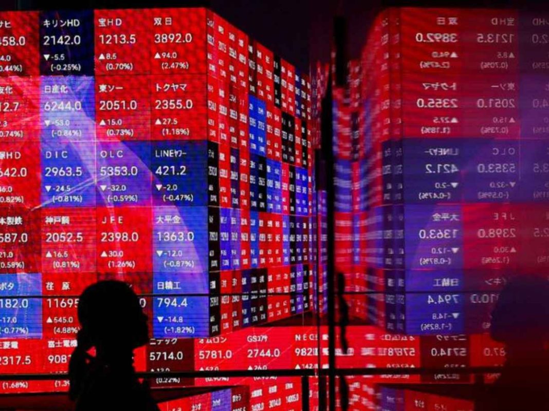 Market Watch: Asian Stocks Retreat as Trump’s New Tariffs Rock Markets; Oil Dips on Supply–Demand Worries