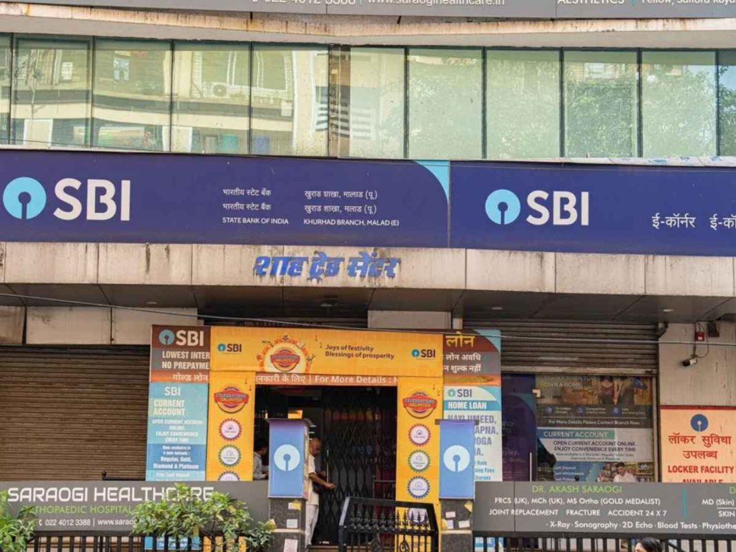 Are Banks Open Today Or Closed, July 12?