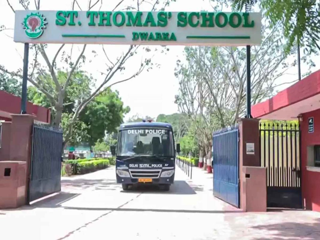Delhi News Live Updates: Multiple Schools In Delhi Received Bomb Threat Emails