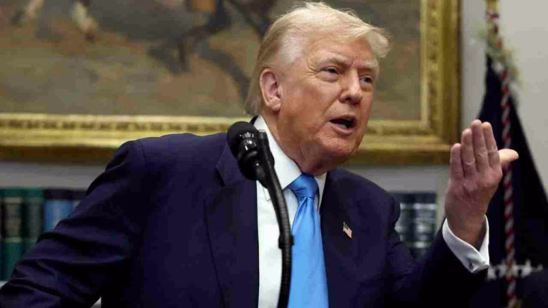 Trump Imposes 25% Tariffs On India, Calls India And Russia 'Dead Economies'