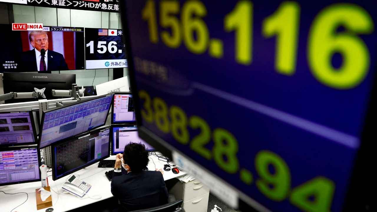 Trump Tariffs, Samsung Shock, and GIFT Nifty: 8 Key Global Triggers for Indian Stock Market Today