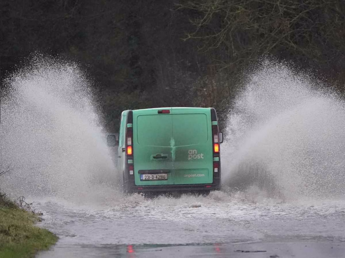 London Weather: Flood Risk As Amber Storm Warning Issued for the Weekend