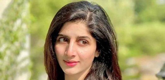 Mawra Hocane Instagram Blocked Again But Why Was It Showed Up?