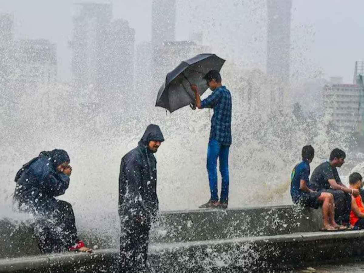 Mumbai Weather Forecast: IMD Issues Yellow Alert, Predicts Heavy Rain Today